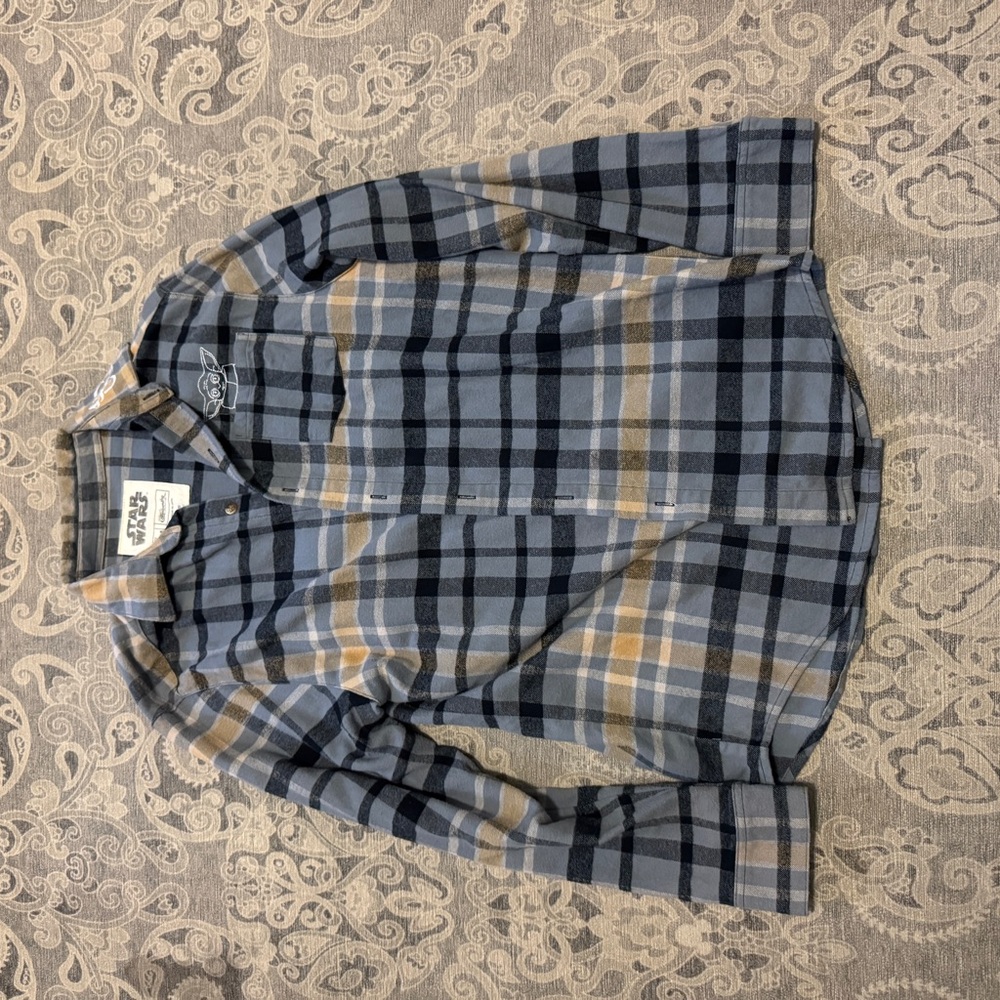 Mandalorian flannel shirt, size medium